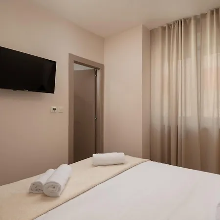 New ! Bellatrix 2 - Heated Pool&jacuzzi *