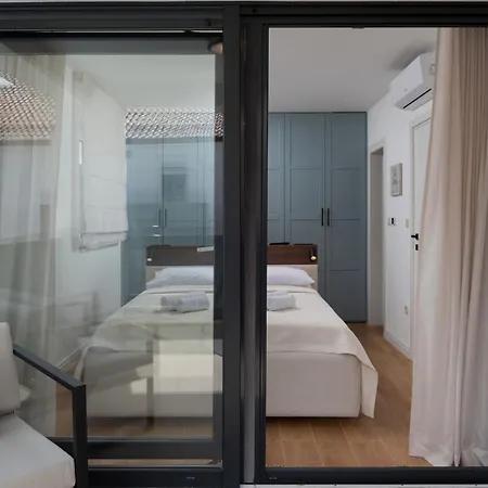 New ! Bellatrix 2 - Heated Pool&jacuzzi Villa Vrsi