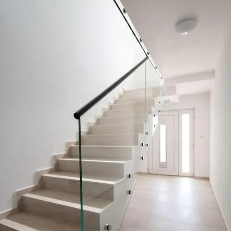 New ! Bellatrix 2 - Heated Pool&jacuzzi *