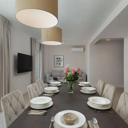 New ! Bellatrix 2 - Heated Pool&jacuzzi Villa