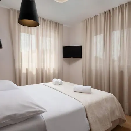 New ! Bellatrix 2 - Heated Pool&jacuzzi