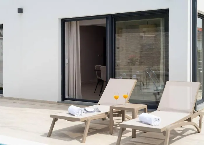 New ! Bellatrix 2 - Heated Pool And Jacuzzi Вилла Врси