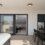 New ! Bellatrix 2 - Heated Pool And Jacuzzi *
