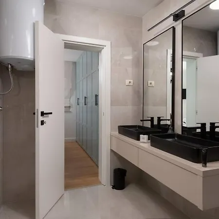 Villa New ! Bellatrix 2 - Heated Pool And Jacuzzi