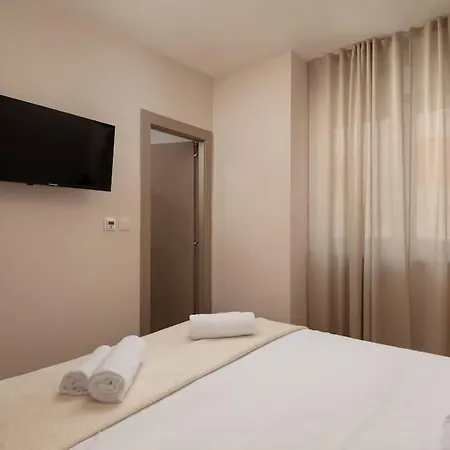 Villa New ! Bellatrix 2 - Heated Pool And Jacuzzi