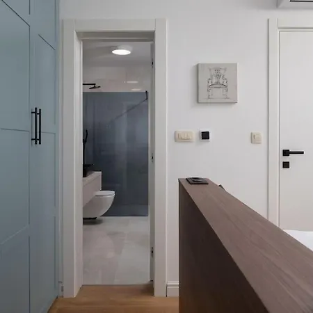New ! Bellatrix 2 - Heated Pool And Jacuzzi Villa Vrsi