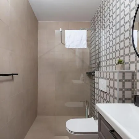 Villa New ! Bellatrix 2 - Heated Pool And Jacuzzi *
