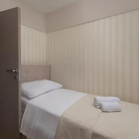 Guest house New ! Bellatrix 2 - Heated Pool And Jacuzzi Vrsi
