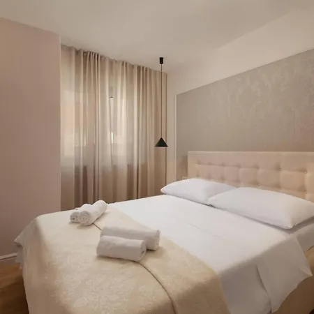 Guest house New ! Bellatrix 2 - Heated Pool And Jacuzzi 5*